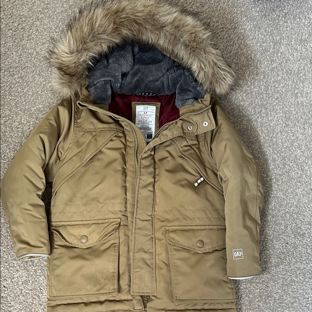GAP Coldcontrol Max Kids Brown Parka with Faux Fur Trim kids size Small Unisex